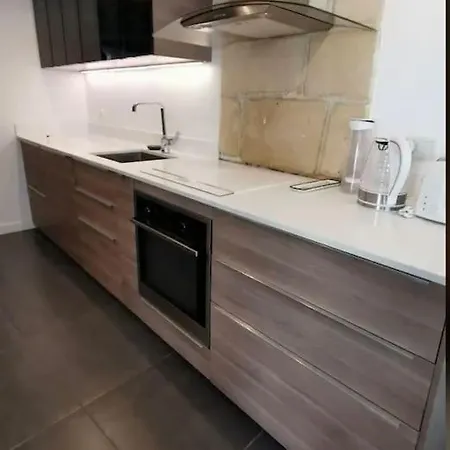 Appartement Et Elegant De Centre *